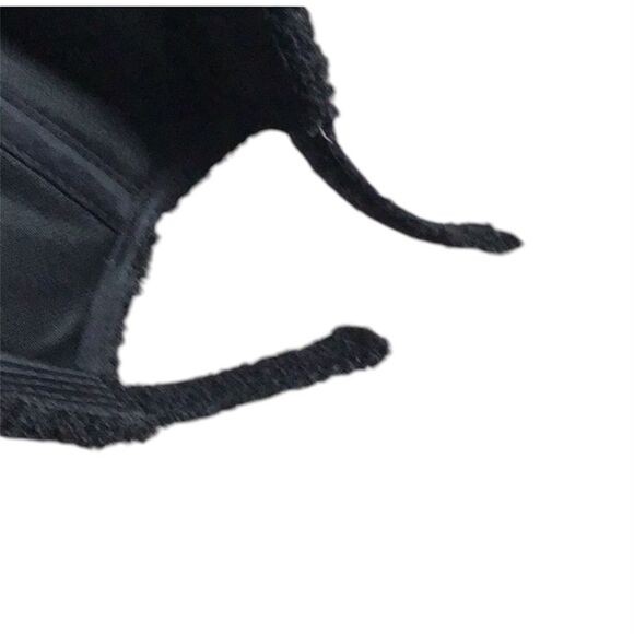 Back fuzzy hat - Picture 3 of 3